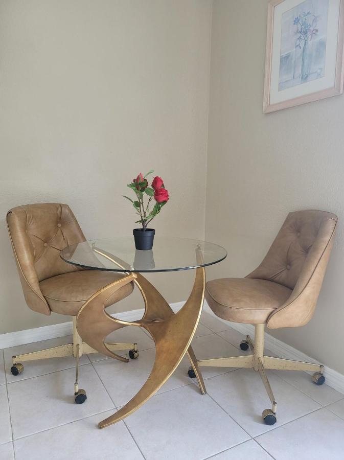 סרסוטה Entire Guesthouse 5 Mins To Siesta Key & Downtown מראה חיצוני תמונה
