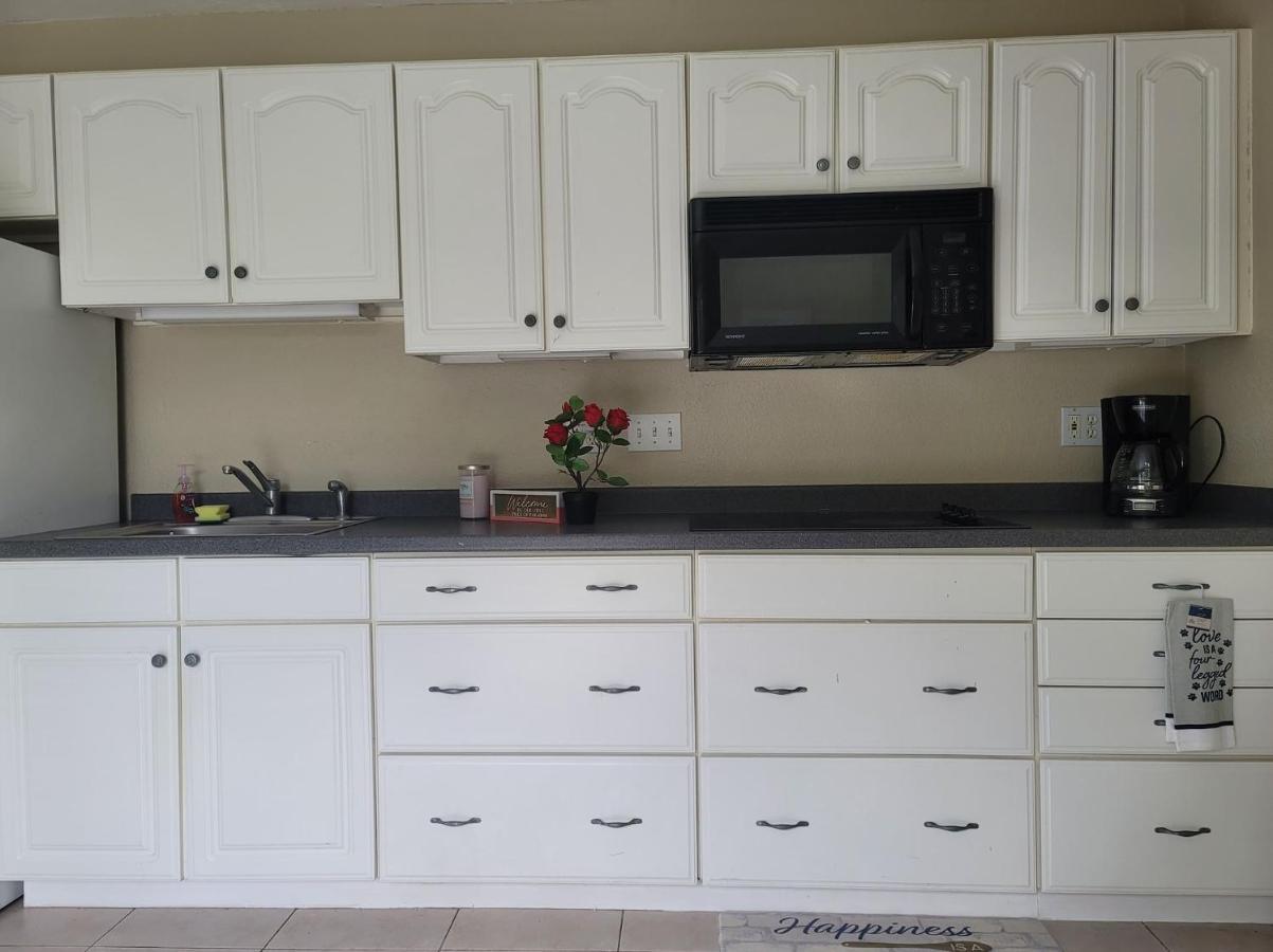 סרסוטה Entire Guesthouse 5 Mins To Siesta Key & Downtown מראה חיצוני תמונה